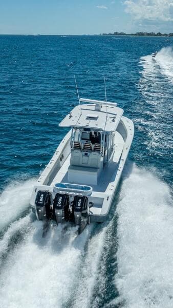 2025 Billfish 39 Center Console w/Tower