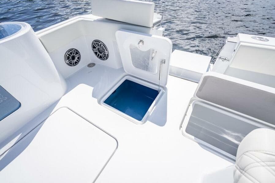 2025 Billfish 39 Center Console w/Tower