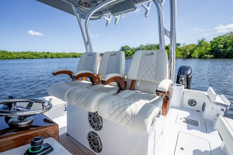 2025 Billfish 39 Center Console w/Tower