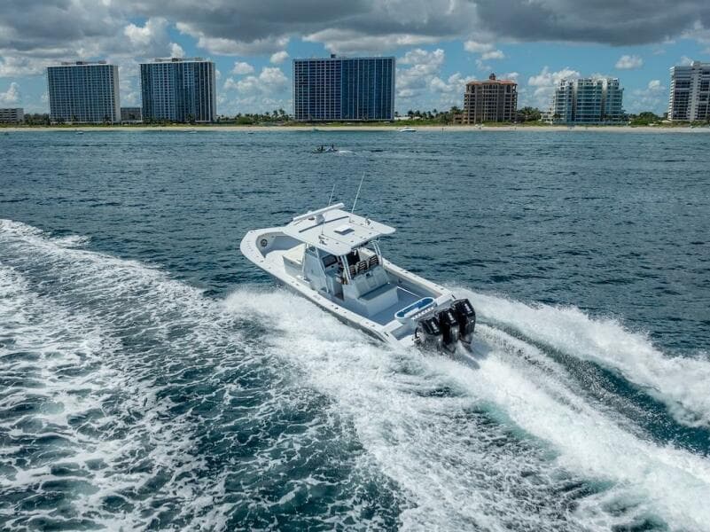 2025 Billfish 39 Center Console w/Tower