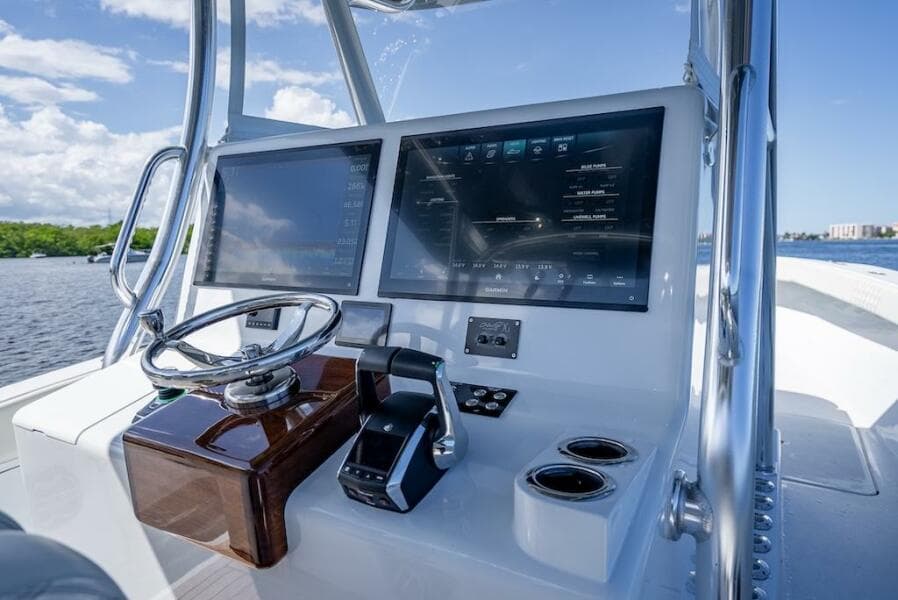 2025 Billfish 39 Center Console w/Tower