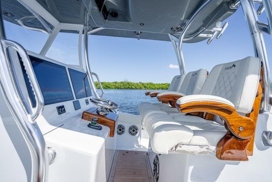 2025 Billfish 39 Center Console w/Tower