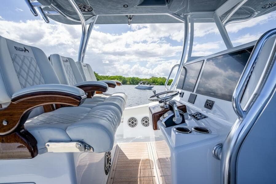 2025 Billfish 39 Center Console w/Tower