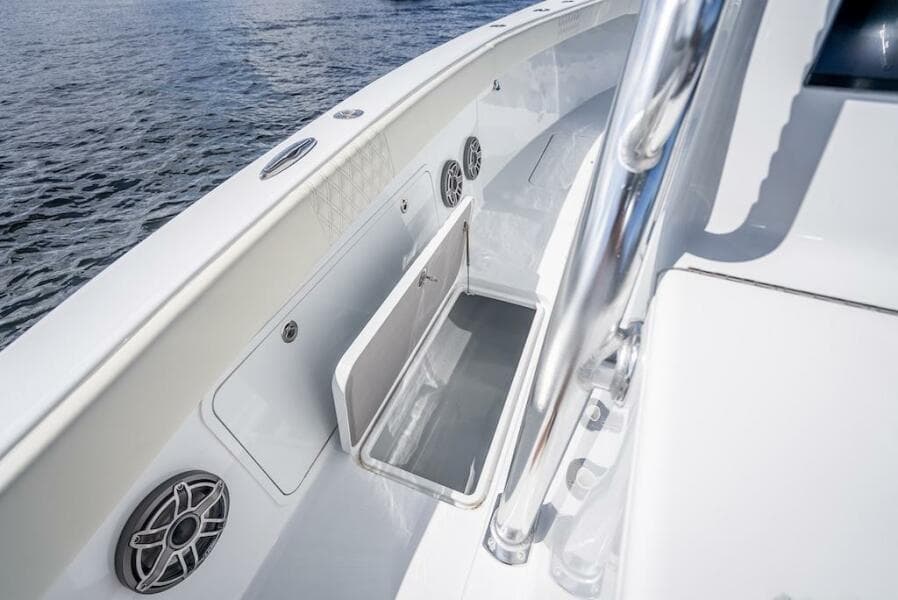 2025 Billfish 39 Center Console w/Tower