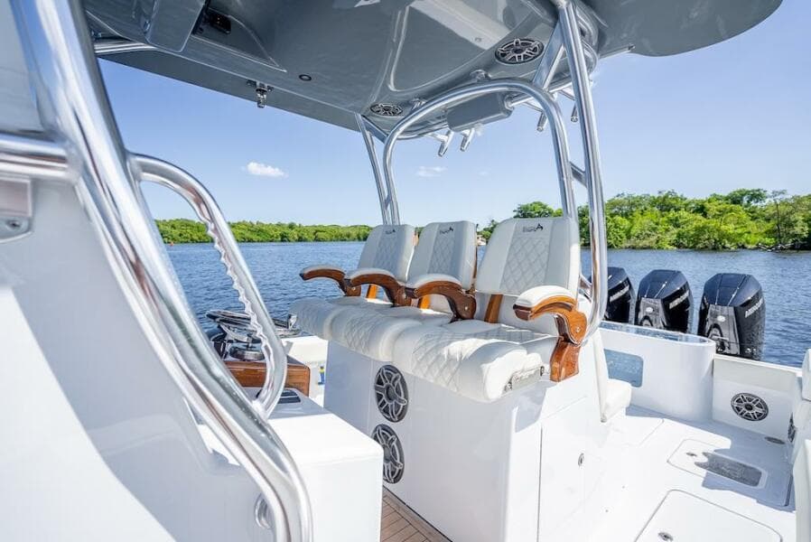 2025 Billfish 39 Center Console w/Tower