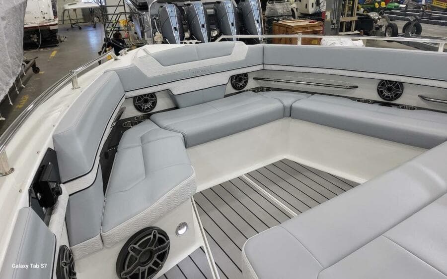2024 Formula 430 Super Sport Crossover