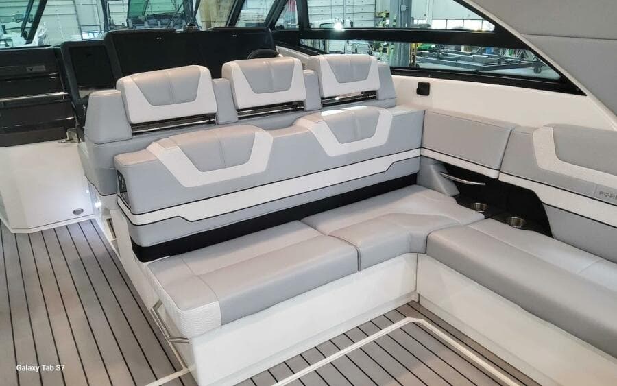 2024 Formula 430 Super Sport Crossover
