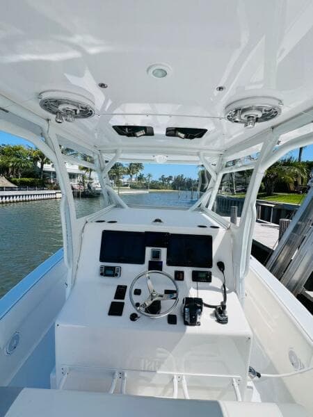 2015 Billfish 39 Custom CC