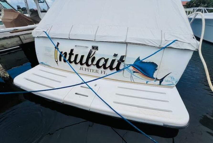 2003 Tiara Yachts 3800 Open