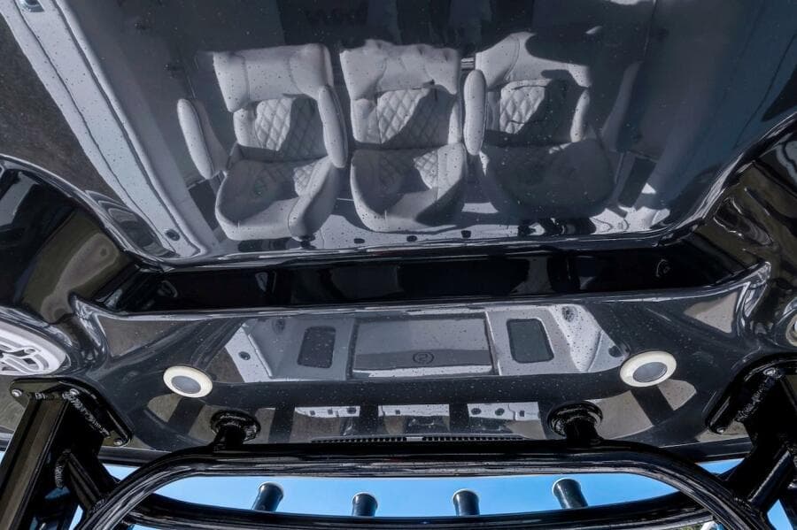 2022 Sportsman Open 352 Center Console