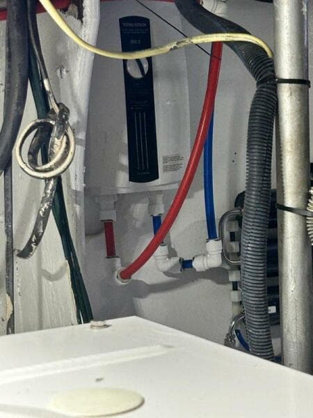 1988 Bertram 54'