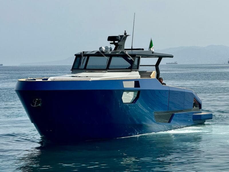 Aicon Audace 50 yacht, 2025 model, cruising on calm waters.