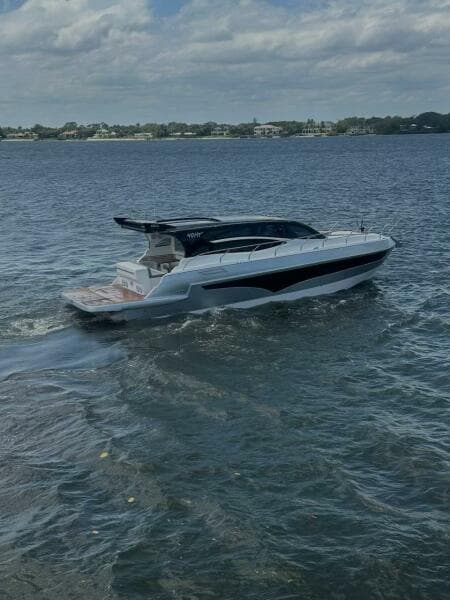 2025 Real 40 HT Luxury 
