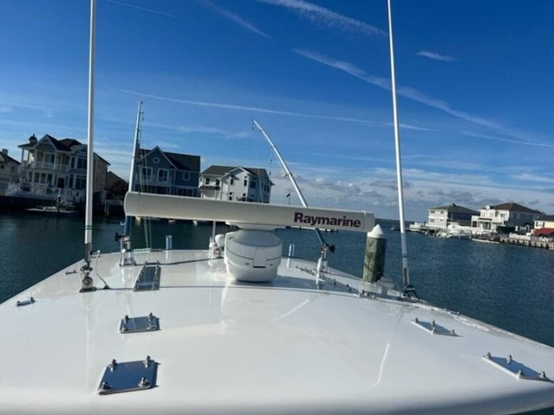 2008 Spectre 34 Center Console