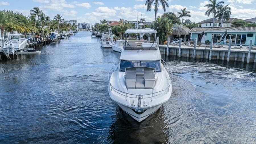 2021 Prestige 520 Flybridge