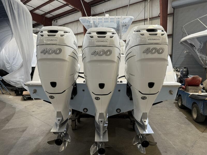 2022 Invincible 39 Open Fisherman Motors