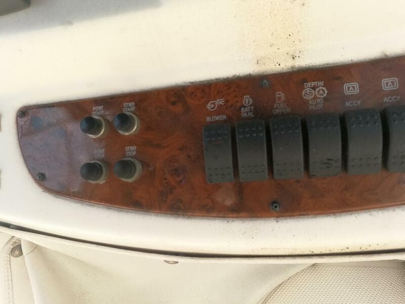 2003 Meridian 34 Convertible