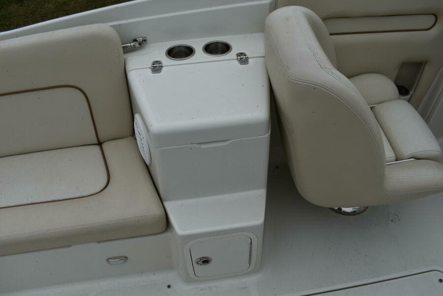 2009 Chris-Craft Corsair 25