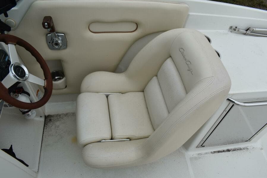 2009 Chris-Craft Corsair 25