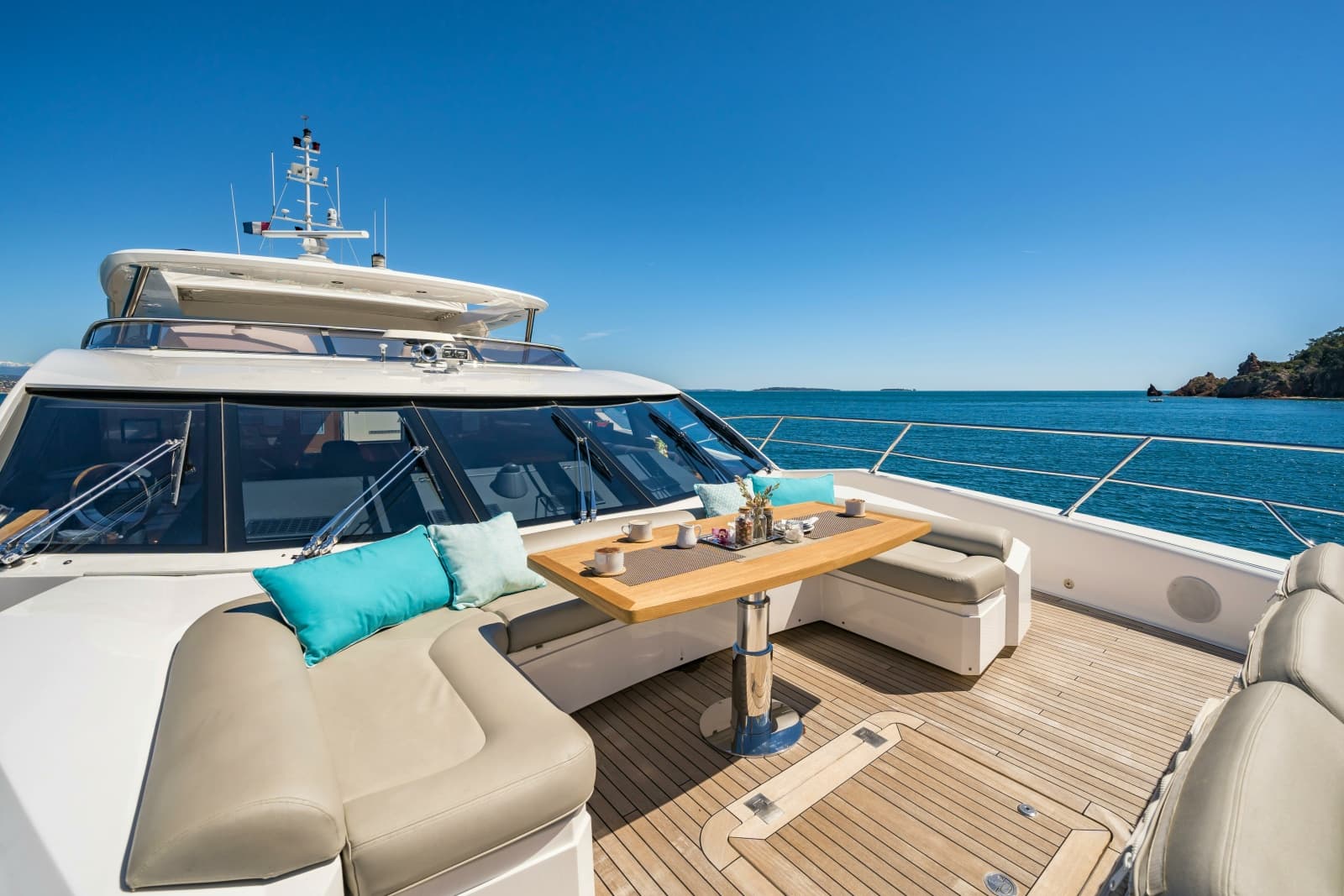 2014 Sunseeker Sunseeker 115 Sport Yacht