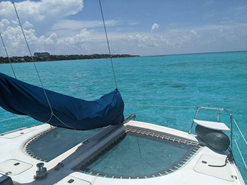 1999 Manta 42