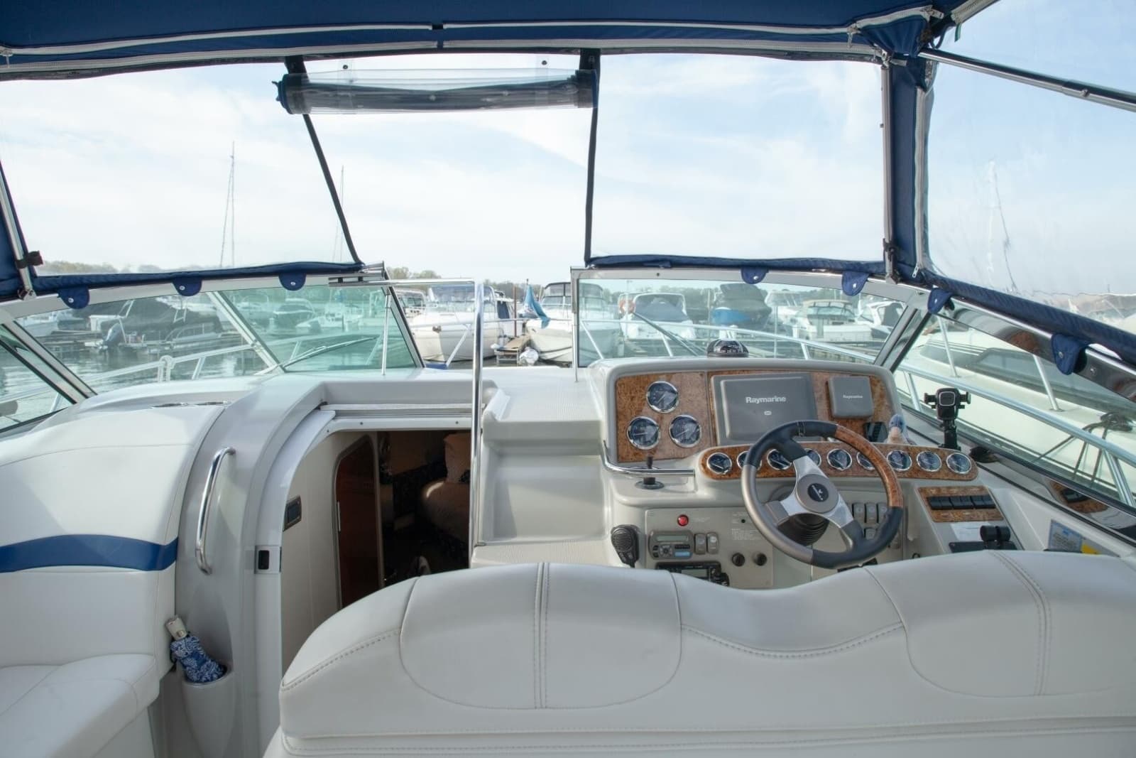 2006 Formula 31 Performance Cruiser