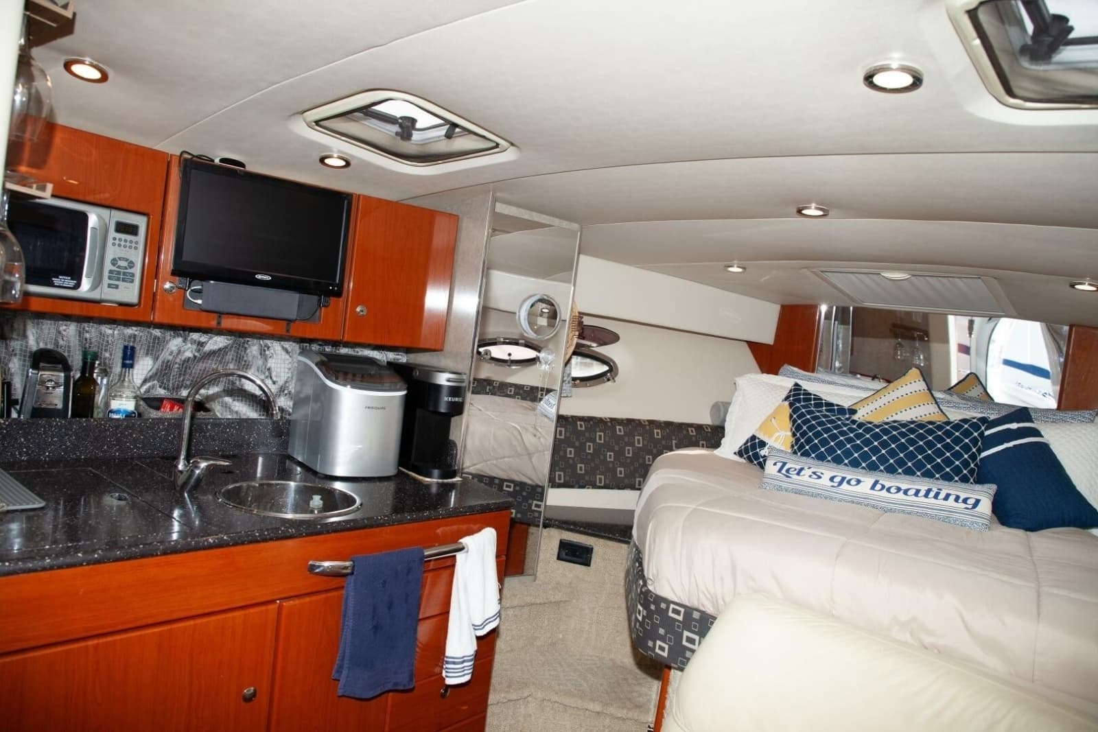 2006 Formula 31 Performance Cruiser