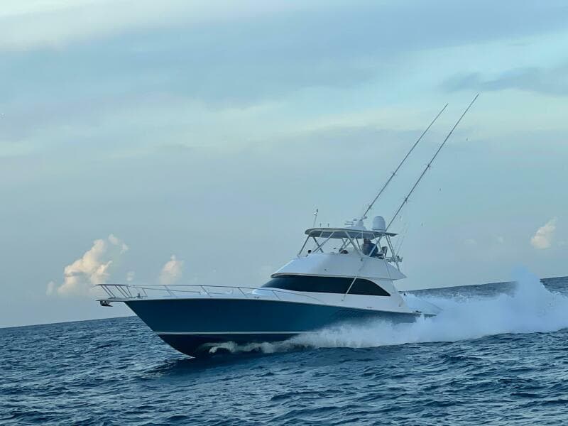 2007 Viking 52 Convertible