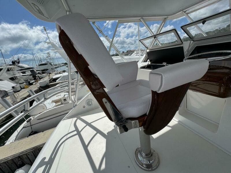 2007 Viking 52 Convertible