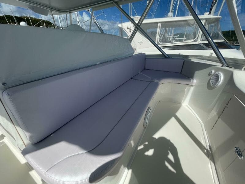 2007 Viking 52 Convertible