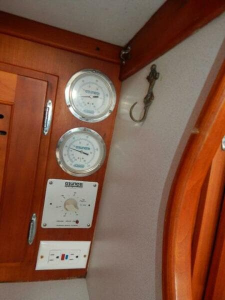 1998 Freedom 40/40