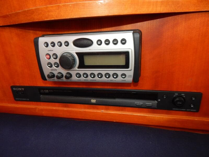 1998 Freedom 40/40