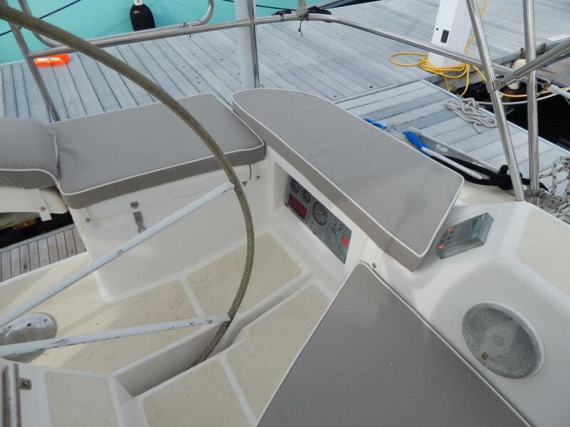 1998 Freedom 40/40