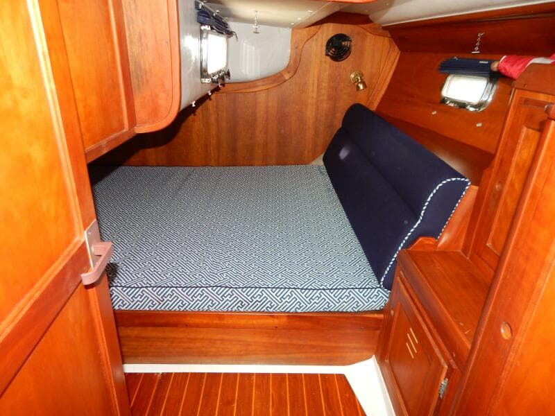 1998 Freedom 40/40