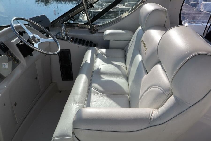 2006 Bluewater Yachts 5200