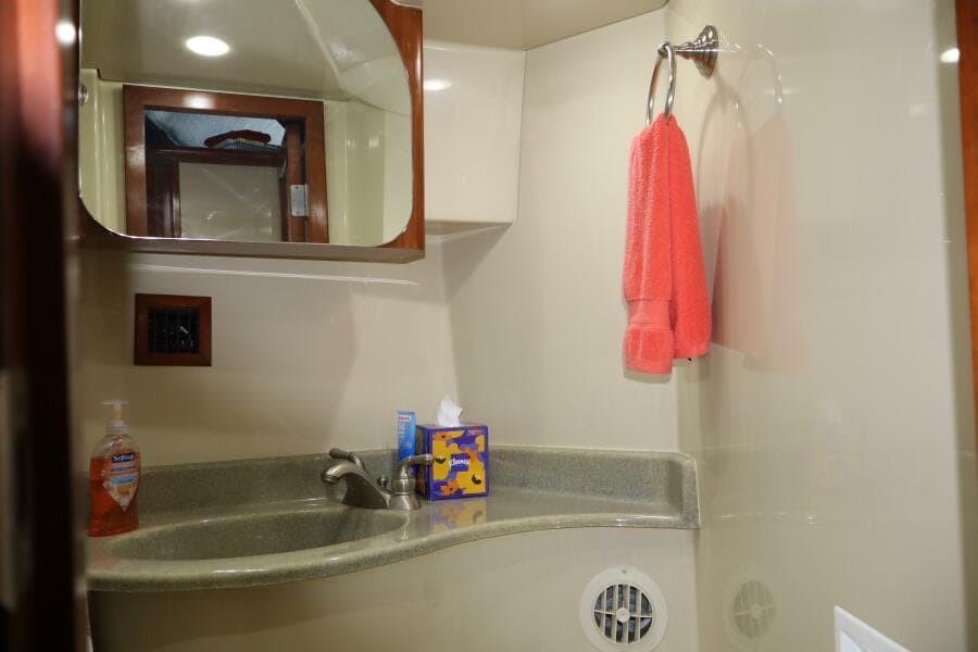2006 Bluewater Yachts 5200