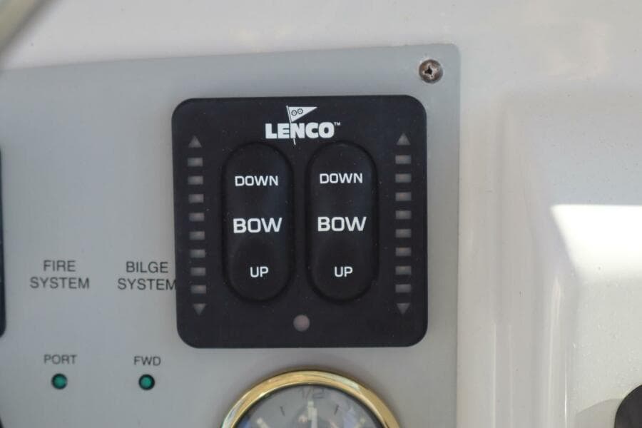 2006 Bluewater Yachts 5200