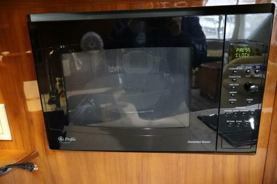 2006 Bluewater Yachts 5200