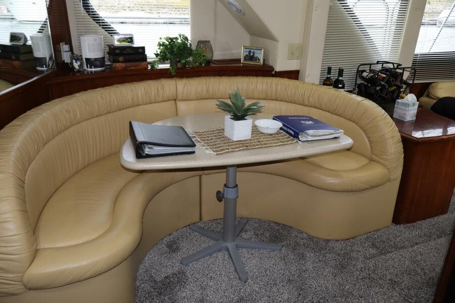 2006 Bluewater Yachts 5200