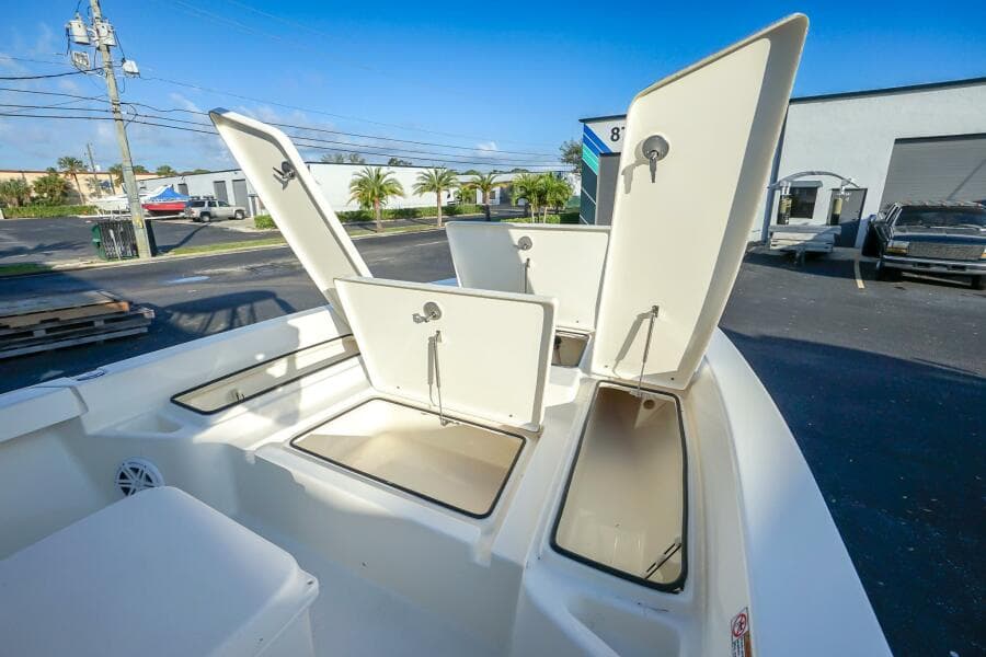 2021 Pathfinder 2400 TRS