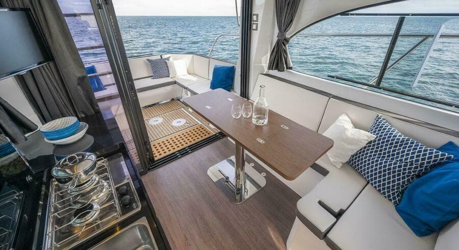 2027 Beneteau Antares 11 Fly