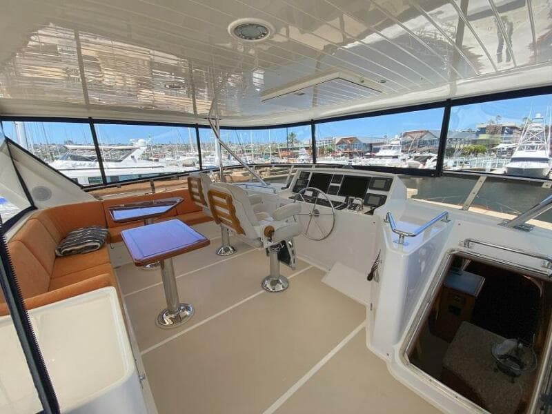 2005 Offshore Yachts 