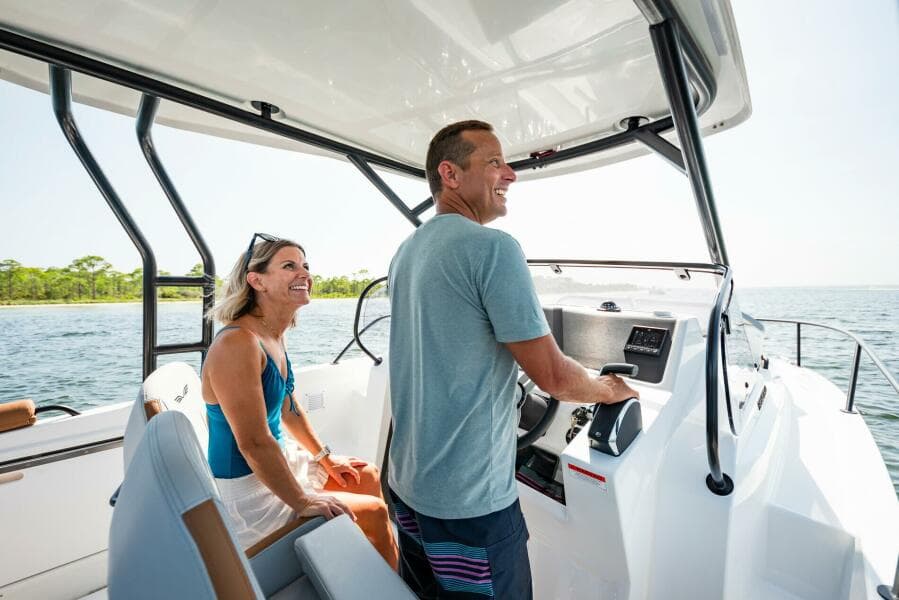 2027 Beneteau Flyer 8 SUNdeck