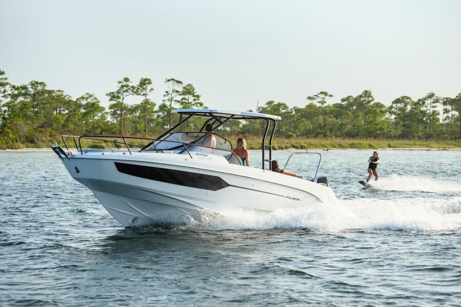 2027 Beneteau Flyer 8 SUNdeck