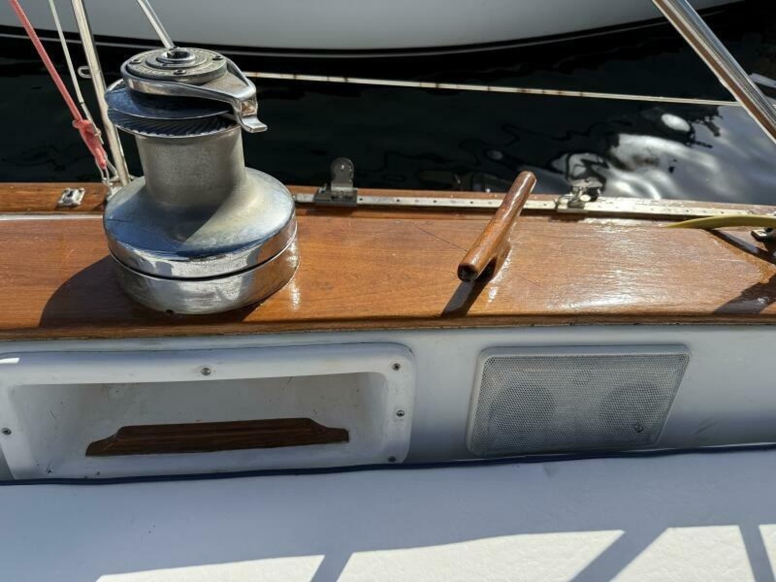 1985 Endeavour 42