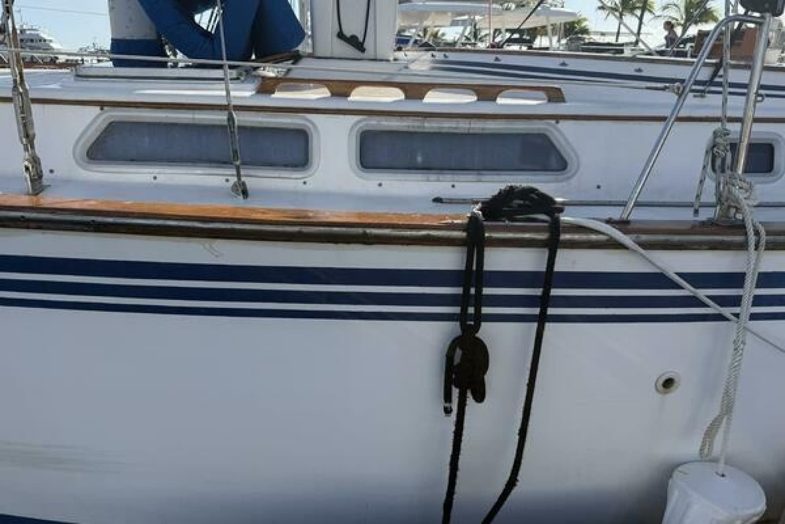 1985 Endeavour 42