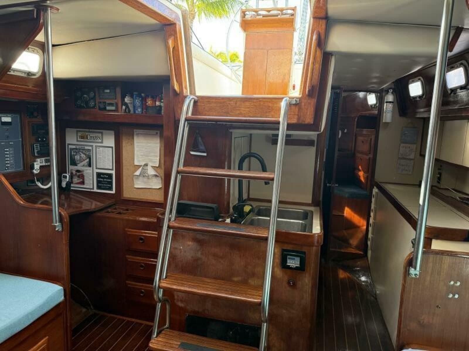 1985 Endeavour 42