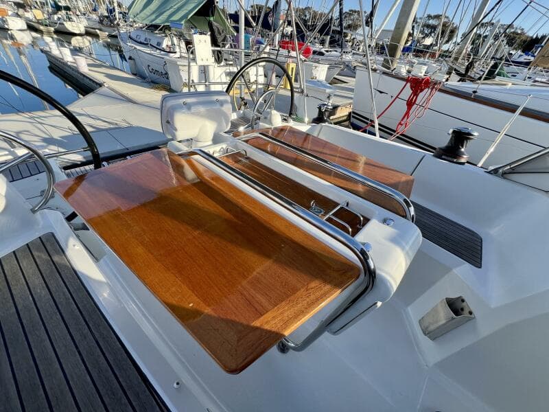 2013 Jeanneau 379