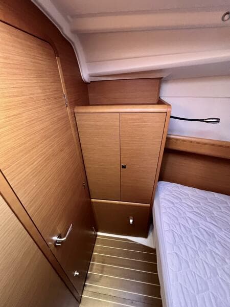 2013 Jeanneau 379