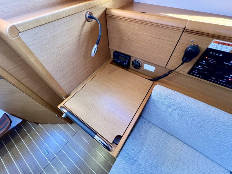 2013 Jeanneau 379